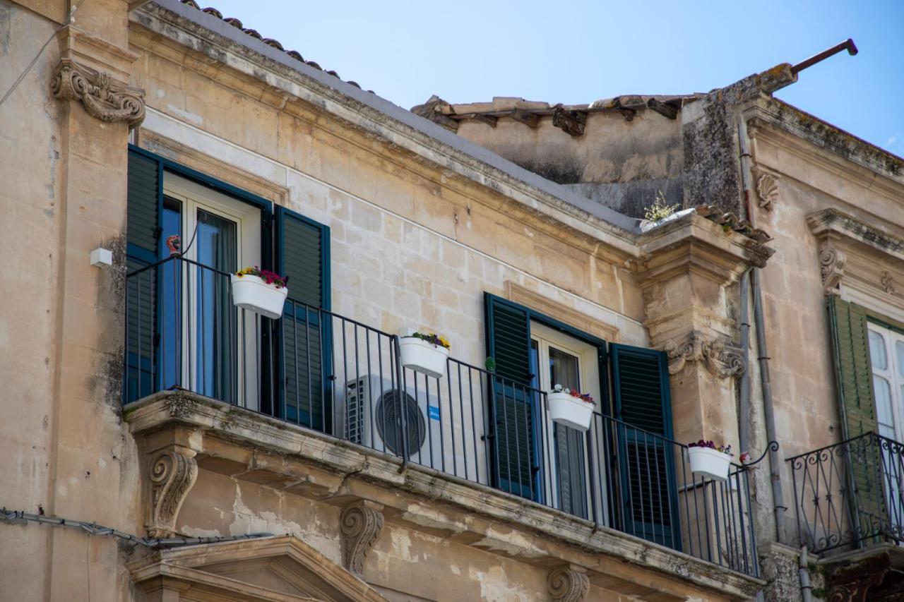 Casa Vacanza Da Dina Modica Buitenkant foto