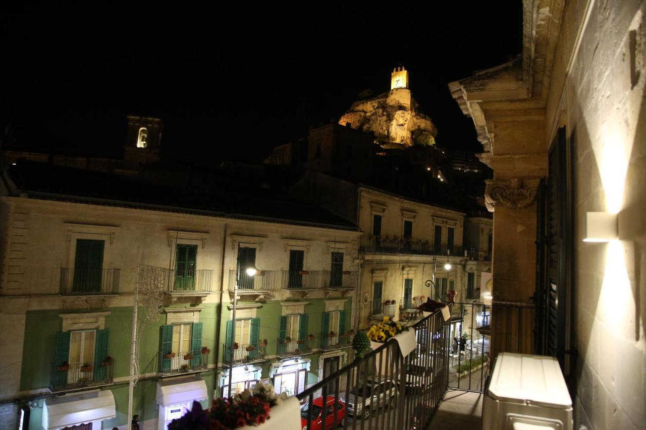 Casa Vacanza Da Dina Modica Buitenkant foto